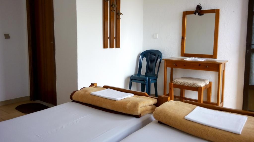 Gorgona Rooms Alikí Extérieur photo